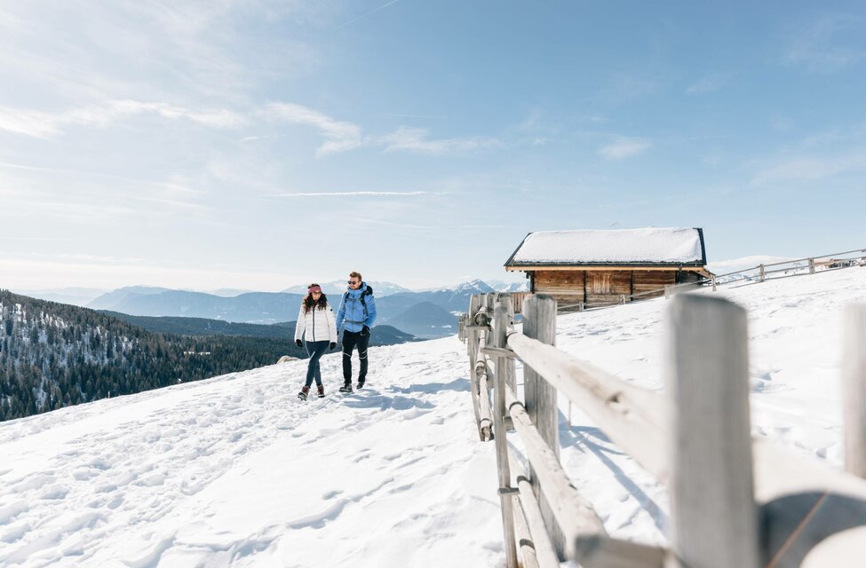 Vacanze invernali ad Avelengo - montagne innevate e sole