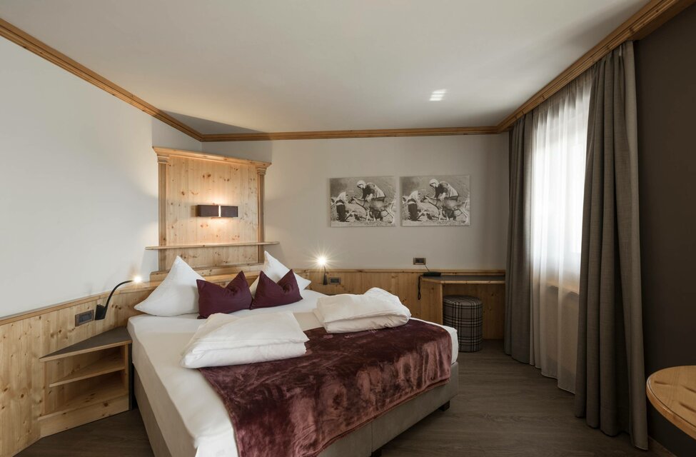 Doppelzimmer unseres Hotels in Hafling - Meran, Südtirol